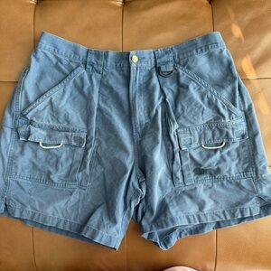 Columbia Men's Blue Cargo Shorts Large